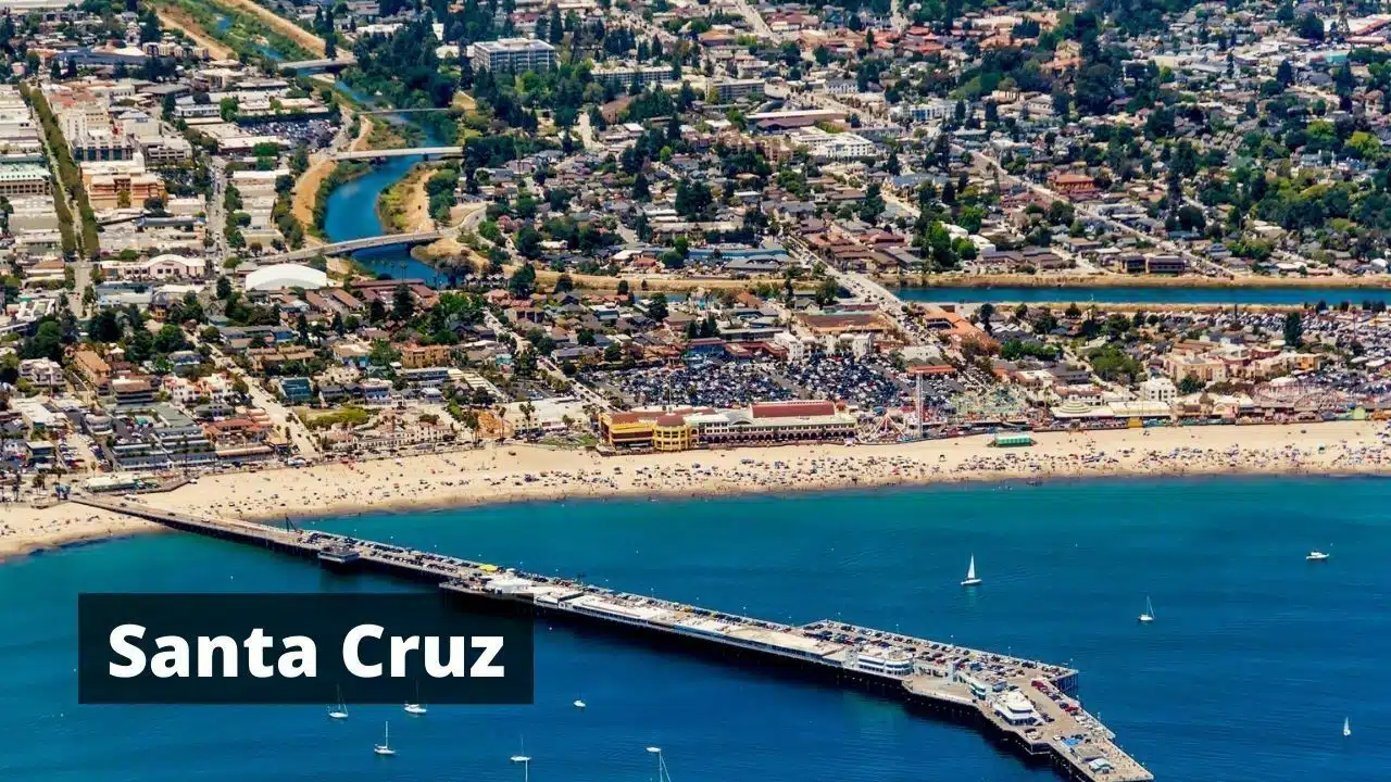 Best Beach Towns In California for Vacation Santa Cruz